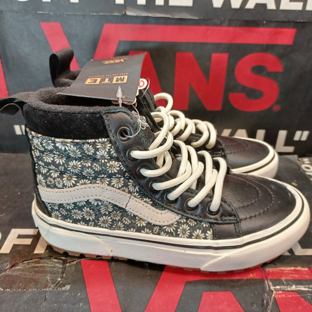 Vans Sk8 Hi MTE Kids Size 13 Black Leather Daisy Print Insulated Prima…